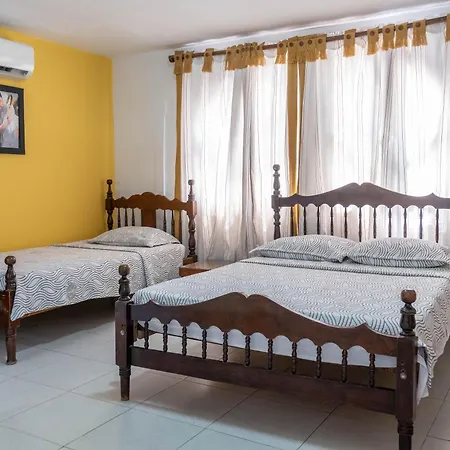 Hotel Veleros