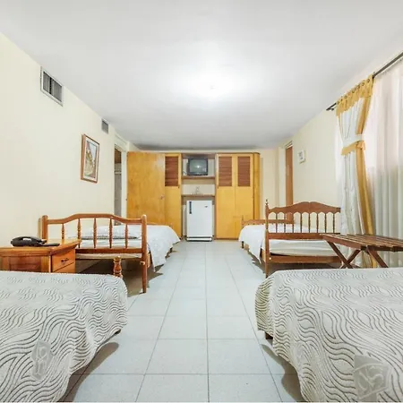Hotel Veleros