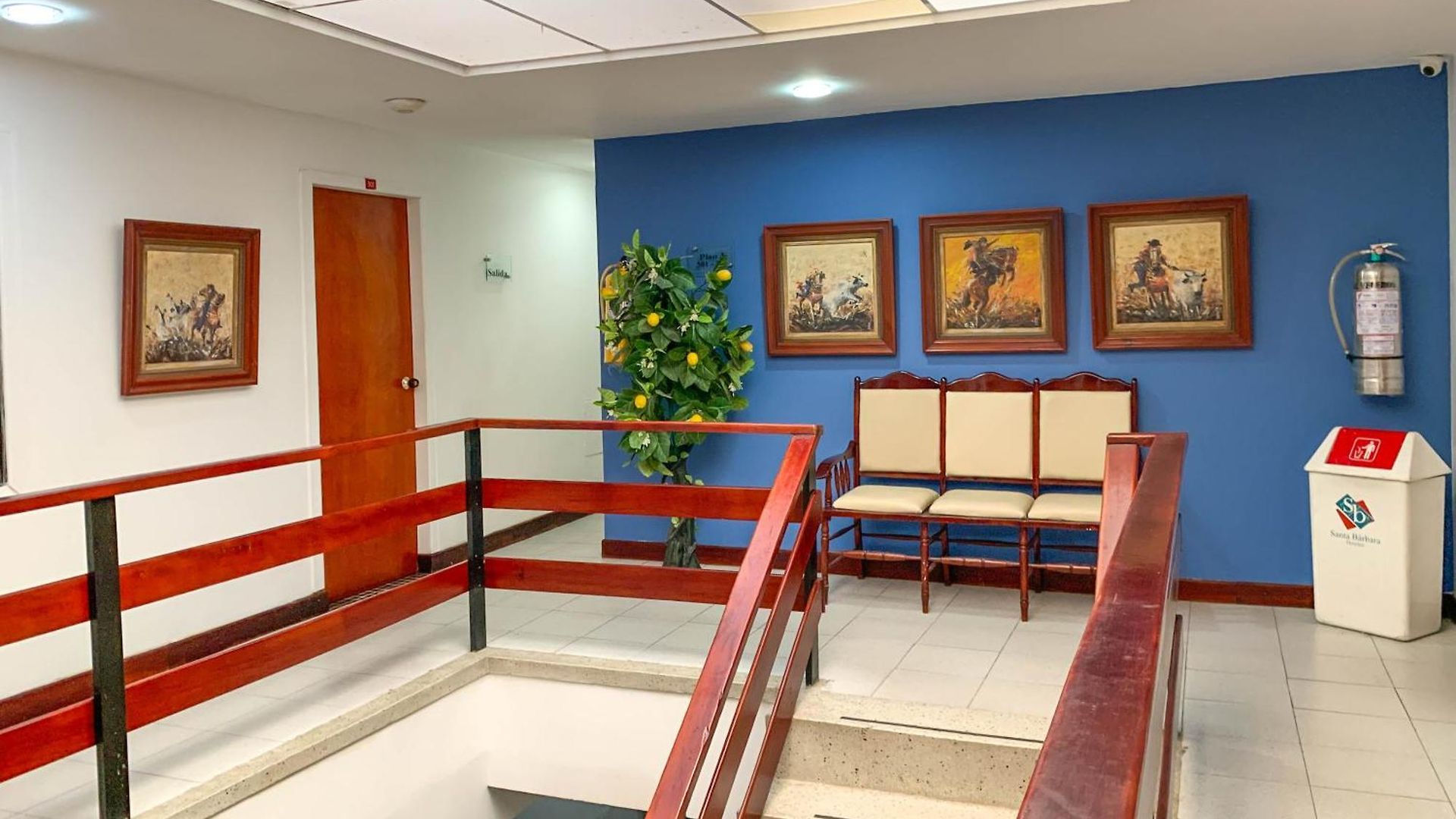 Veleros Hotel 3*