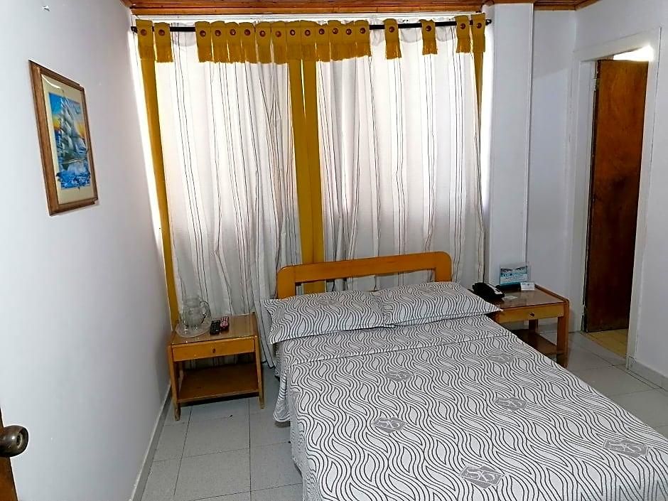 Hotel Veleros