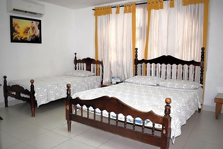 Hotel Veleros