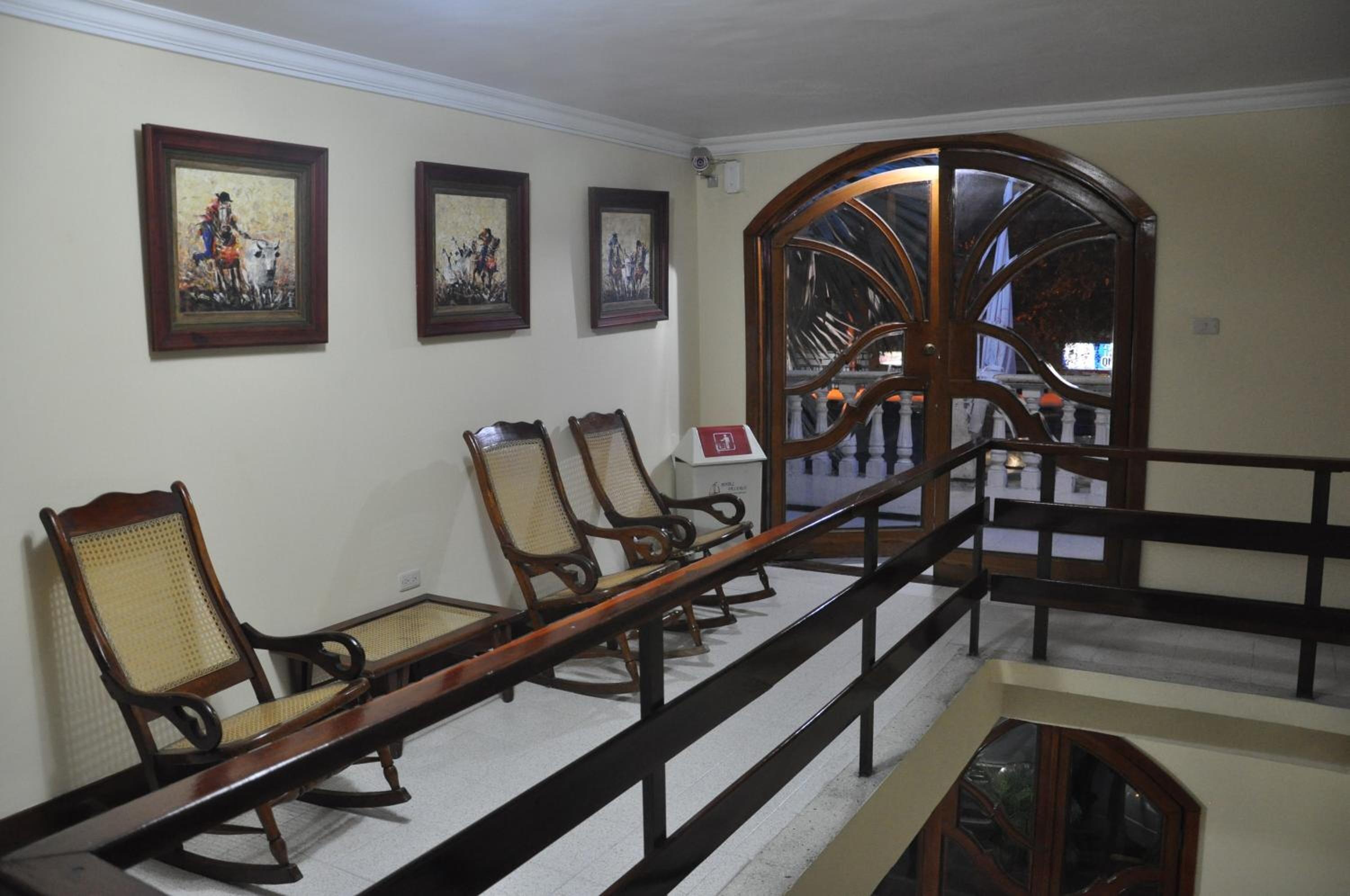 Hotel Veleros 3*